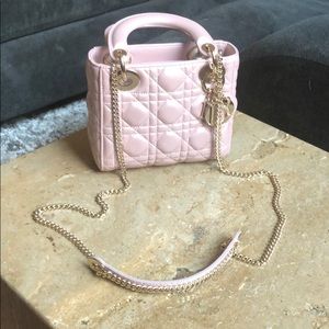 lady dior lotus pearly